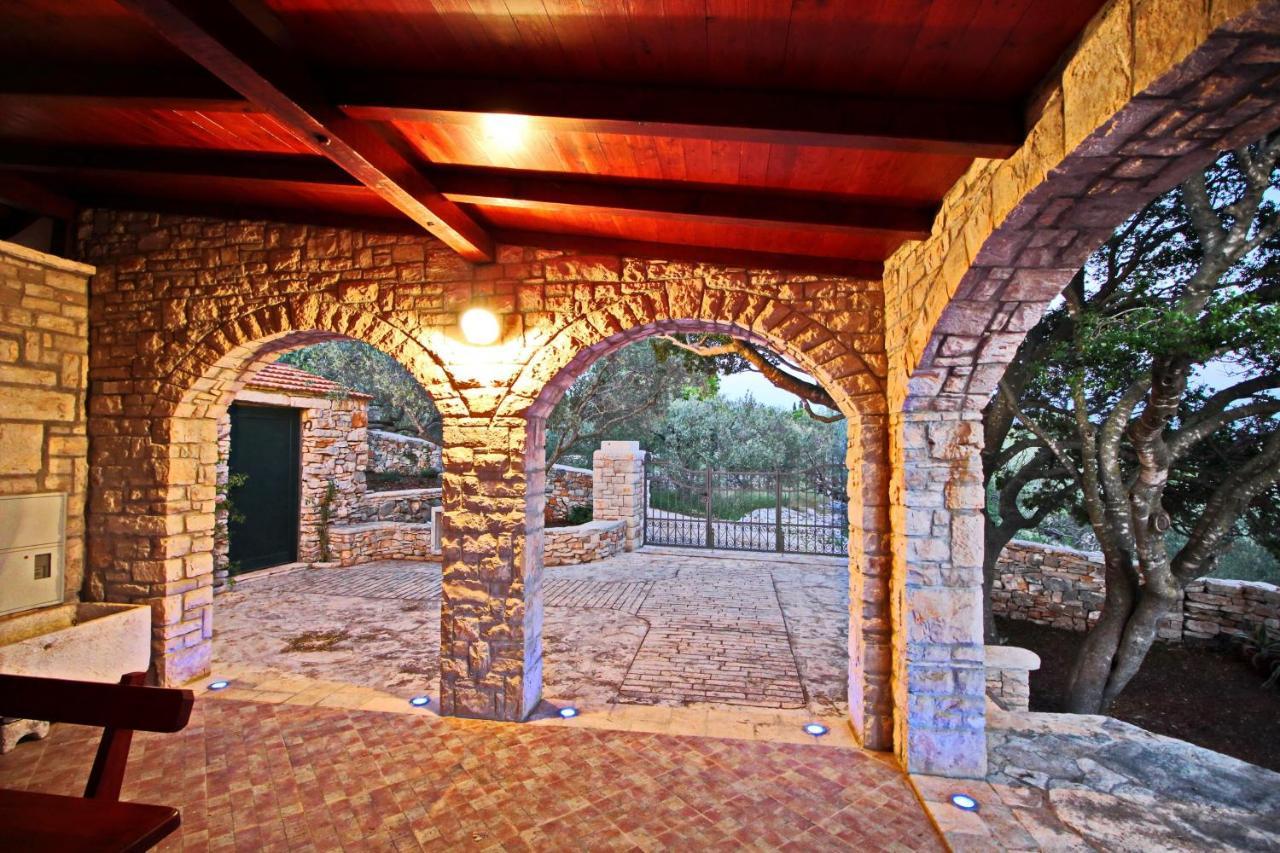 Вілла Stone House San Pelegrin Вела-Лука Екстер'єр фото
